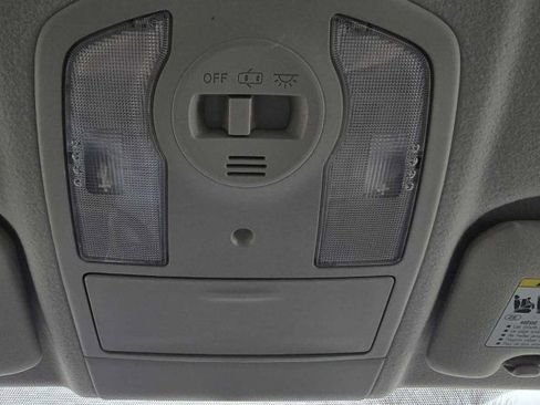 Used 2013 Toyota Prius Three image 24