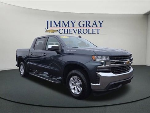 Used 2022 Chevrolet Silverado 1500 LT image 1
