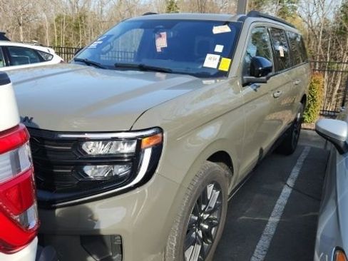 Used 2025 Ford Expedition Max Platinum w/ Stealth Performance Package image 1