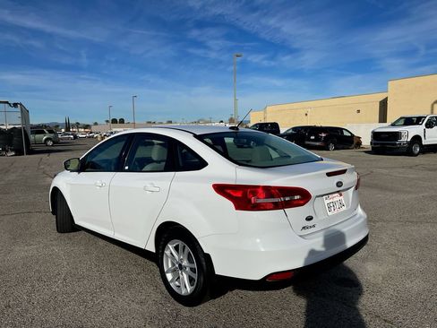 Used 2018 Ford Focus SE image 5