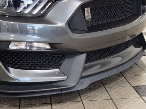 Used 2017 Ford Mustang Shelby GT350 RWD image 13