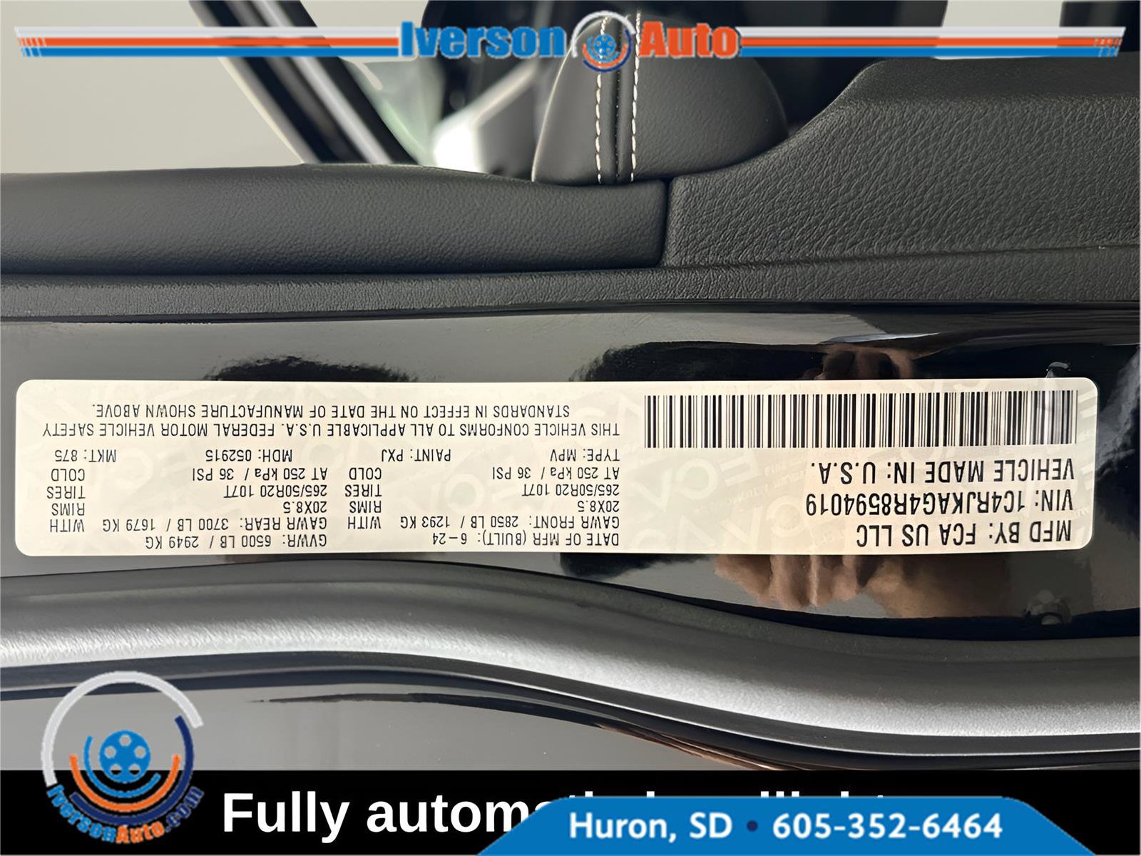 Used 2024 Jeep Grand Cherokee L Altitude AWD/4WD image 14