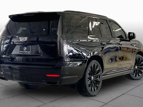 Used 2025 Cadillac Escalade Sport Platinum w/ LPO, ONYX Package AWD/4WD image 12