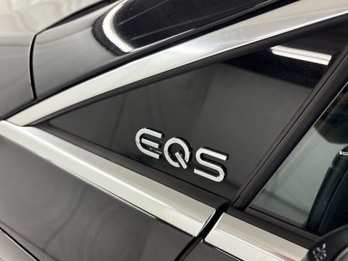 Certified 2023 Mercedes-Benz EQS 580 4MATIC Sedan image 32