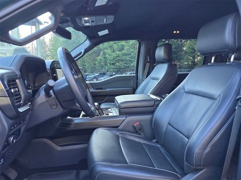 Used 2024 Ford F150 Lariat w/ FX4 Off-Road Package image 2