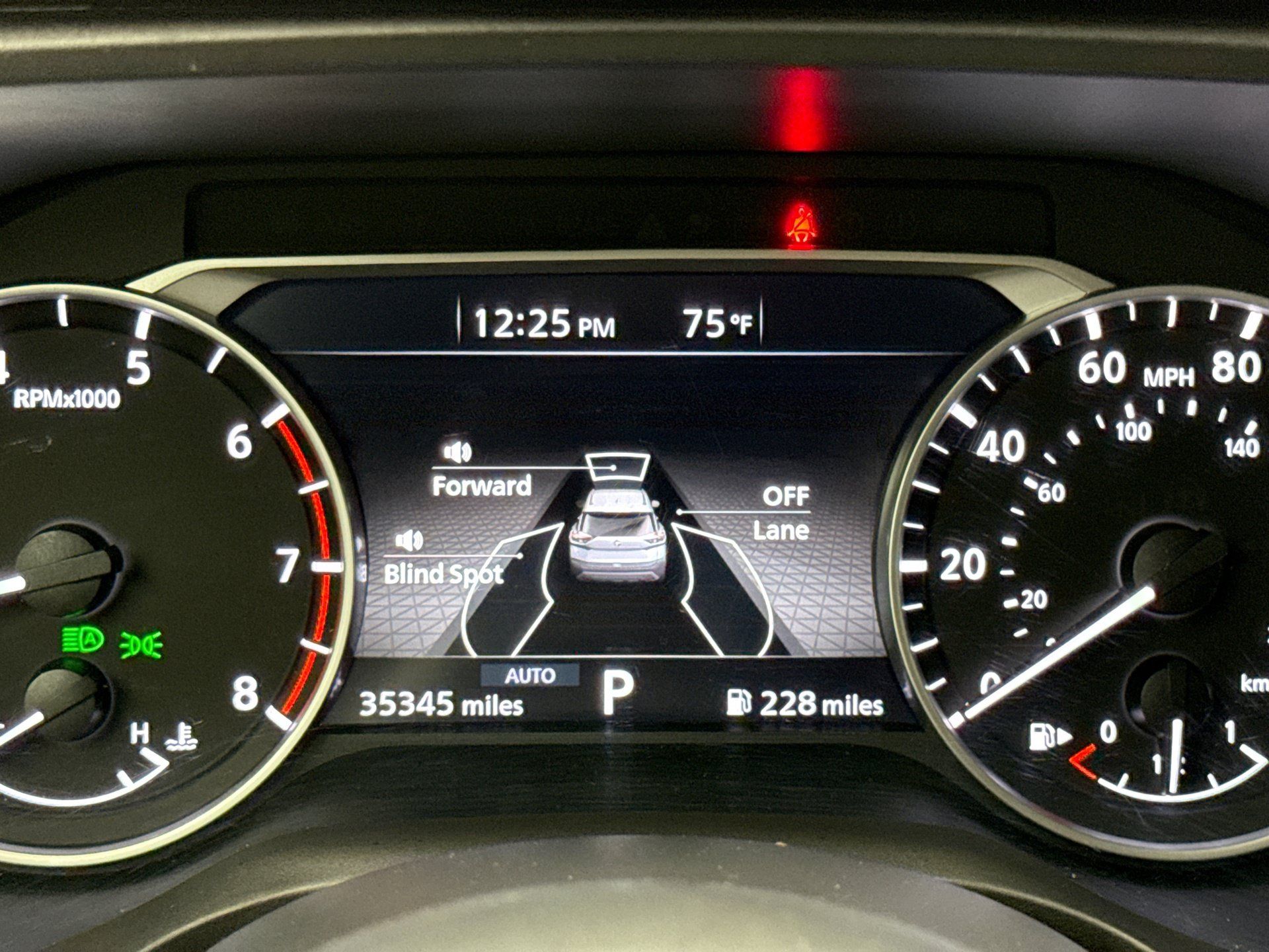 Used 2023 Nissan Rogue S AWD/4WD image 13
