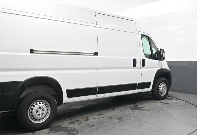 Used 2026 RAM ProMaster 2500 w/ Convenience Group FWD image 8