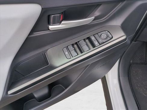 New 2026 Subaru Solterra Premium image 12