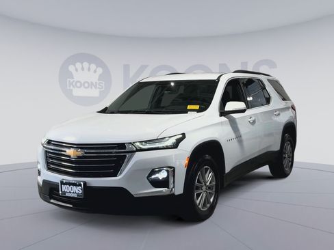 Used 2023 Chevrolet Traverse LT AWD/4WD image 5