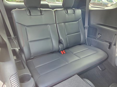 Used 2025 Ford Explorer ST AWD/4WD image 15