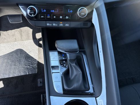 New 2026 Hyundai Elantra Blue image 21