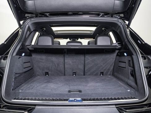Certified 2025 Porsche Cayenne E-Hybrid AWD/4WD image 24