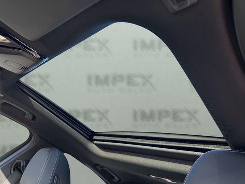 Used 2022 BMW 330i Sedan image 12