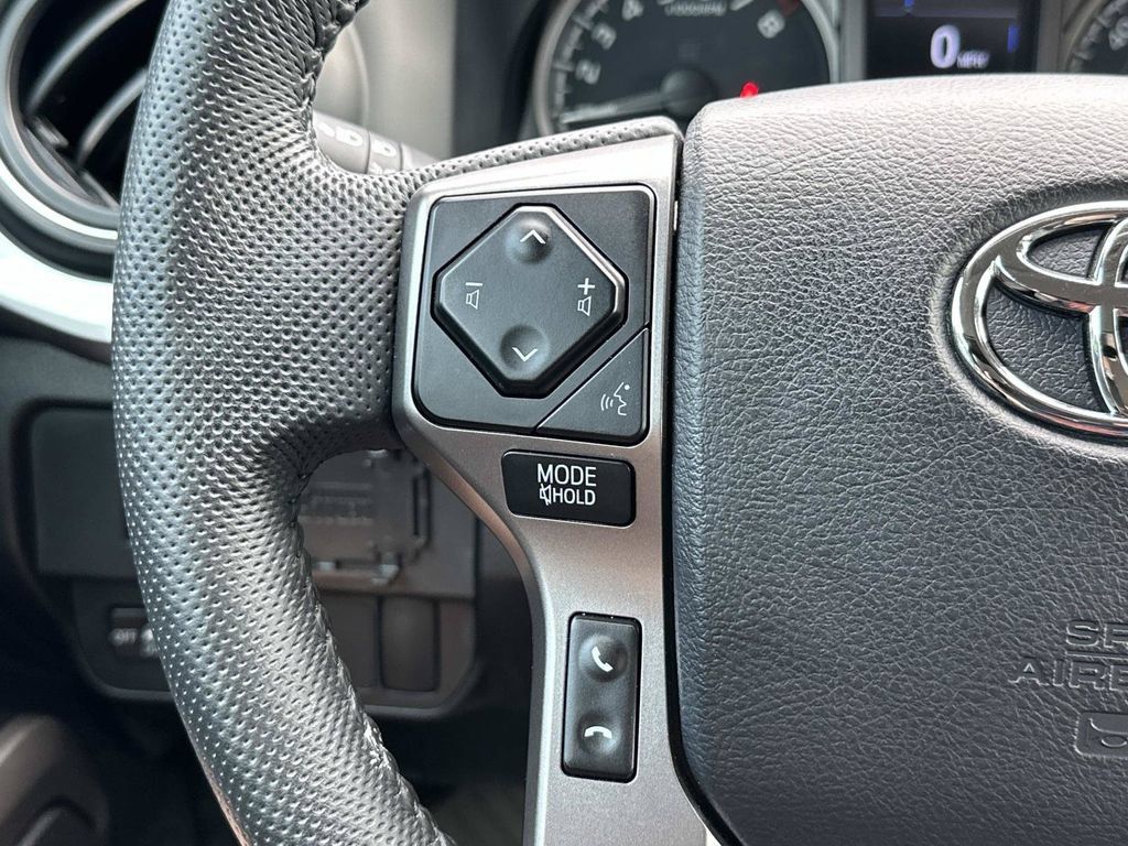 Used 2023 Toyota Tacoma SR5 w/ Technology Package AWD/4WD image 28