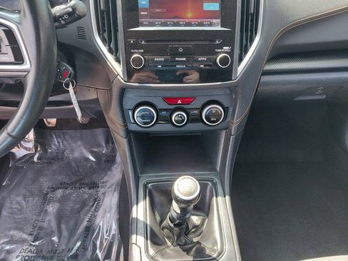 Used 2021 Subaru Crosstrek 2.0i Premium AWD/4WD image 26