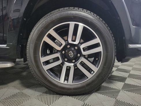 Used 2022 Toyota 4Runner Limited image 11