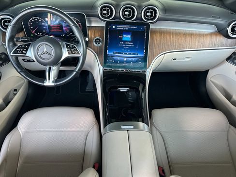 Used 2023 Mercedes-Benz GLC 300 4MATIC image 15