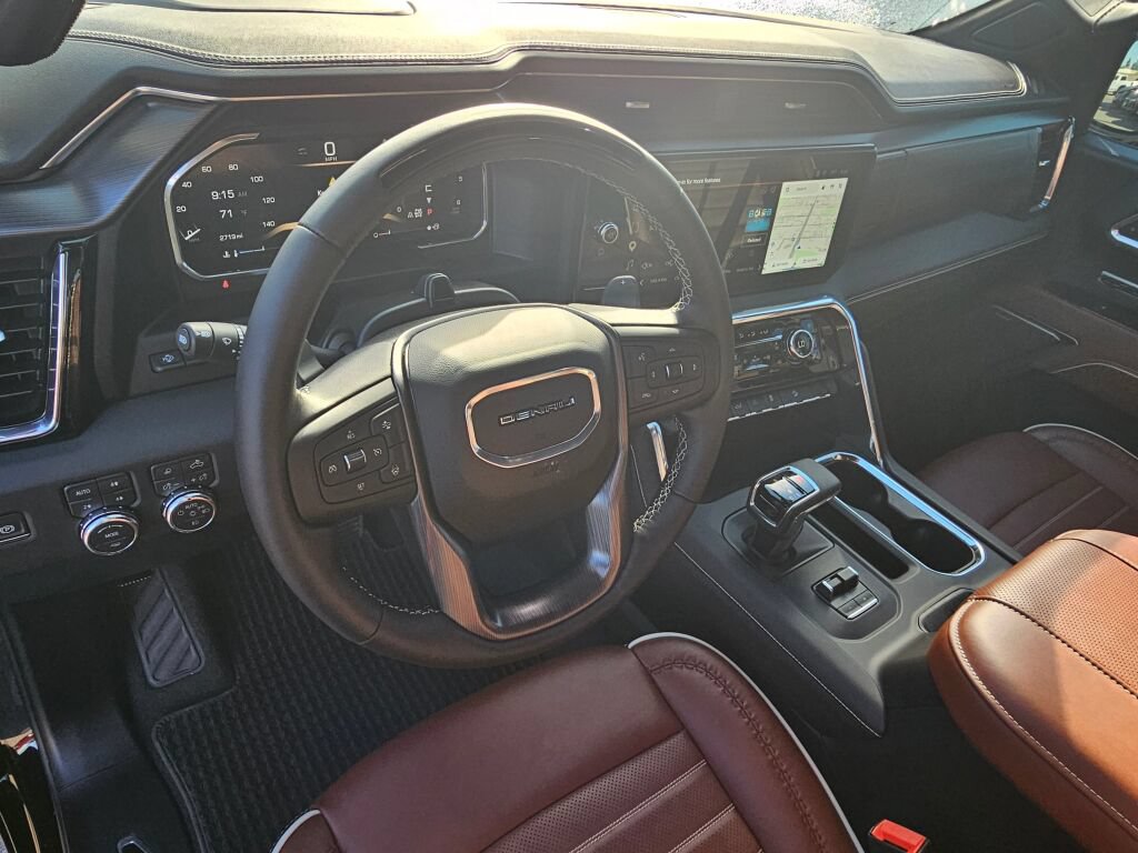 Certified 2026 GMC Sierra 1500 Denali Ultimate AWD/4WD image 11