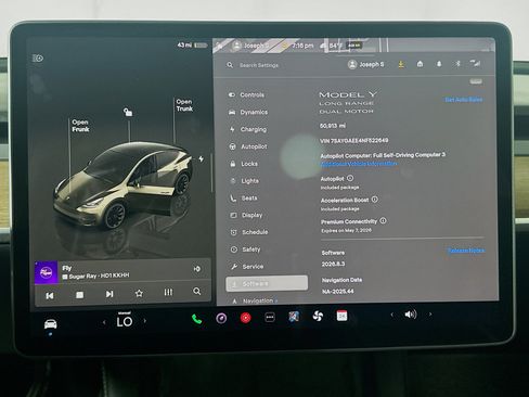 Used 2022 Tesla Model Y Long Range AWD/4WD image 36