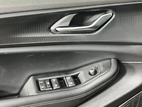 New 2025 Jeep Grand Cherokee Laredo w/ Luxury Tech Group I image 23