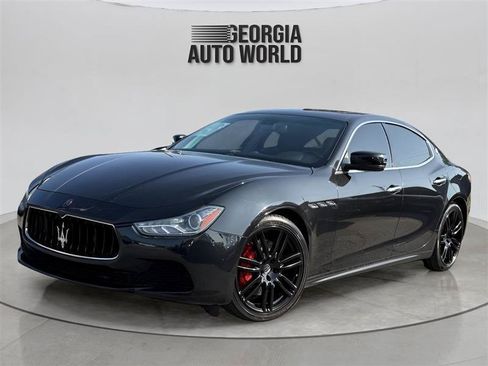 Used 2015 Maserati Ghibli RWD image 5