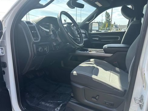 Used 2024 RAM 2500 Big Horn w/ Off Road Package AWD/4WD image 9
