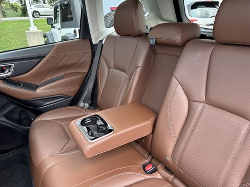 Used 2019 Subaru Forester Touring AWD/4WD image 25