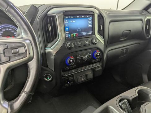 Used 2020 Chevrolet Silverado 2500 LT w/ Convenience Package image 13