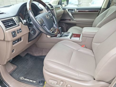 Used 2019 Lexus GX 460 Premium AWD/4WD image 14
