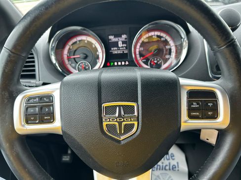 Used 2019 Dodge Grand Caravan GT FWD image 12