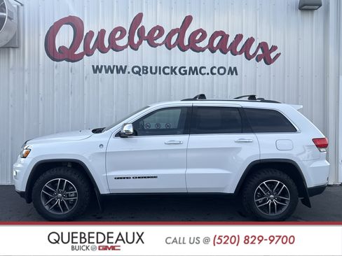 Used 2018 Jeep Grand Cherokee Limited image 1