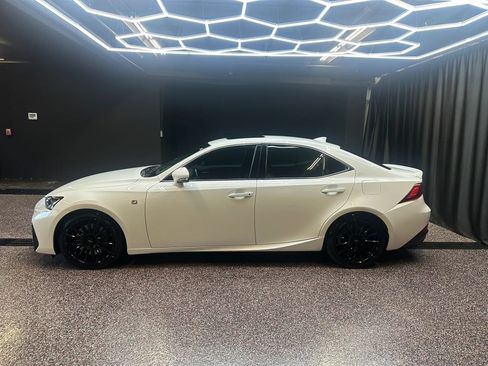Used 2019 Lexus IS 350 AWD image 4
