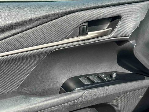 Certified 2025 Toyota Camry SE image 16