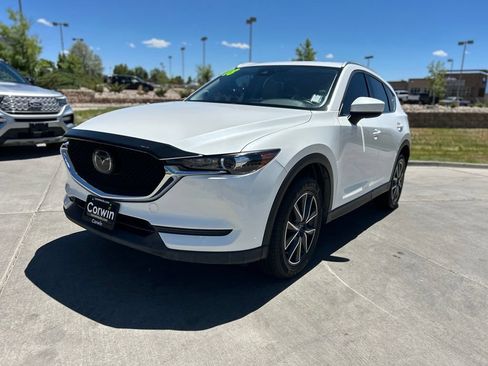 Used 2018 MAZDA CX-5 Touring w/ Preferred Equipment Package AWD/4WD image 3