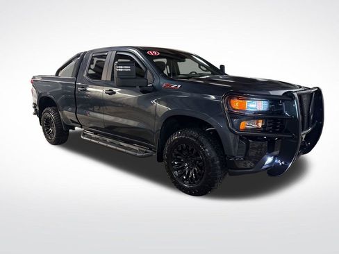 Used 2019 Chevrolet Silverado 1500 Custom Trail Boss AWD/4WD image 8