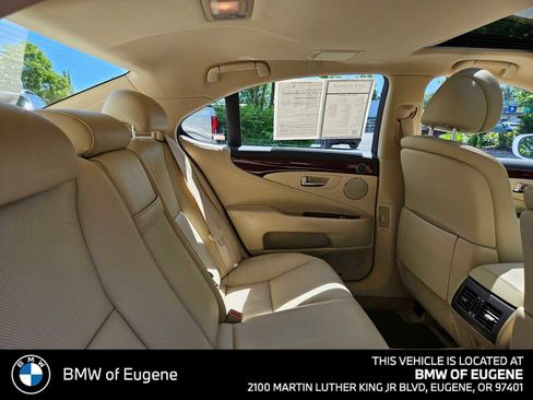 Used 2011 Lexus LS 460 AWD w/ Luxury Value Edition image 15