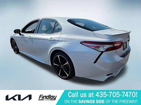 Used 2018 Toyota Camry XSE FWD image 6