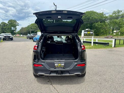 Used 2015 Jeep Cherokee Limited AWD/4WD image 25