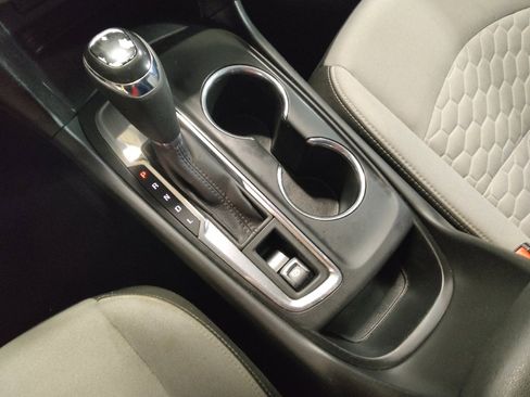 Used 2020 Chevrolet Equinox LS w/ LS Convenience Package FWD image 26
