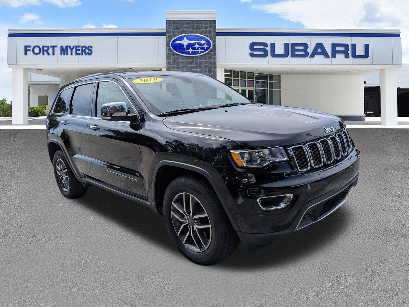 Used 2019 Jeep Grand Cherokee Limited RWD image 1