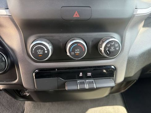 Used 2023 RAM 1500 Big Horn AWD/4WD image 20