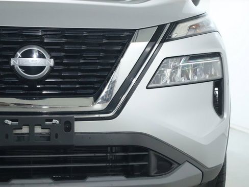 Used 2022 Nissan Rogue SV AWD/4WD image 8