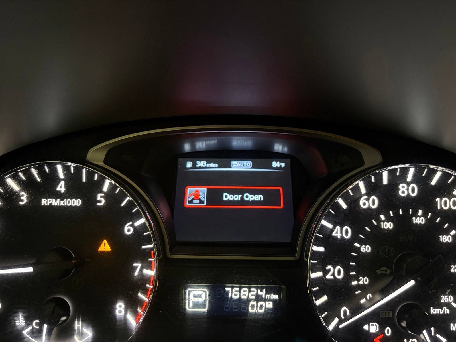 Used 2014 Nissan Pathfinder Platinum w/ Platinum Premium Package AWD/4WD image 17