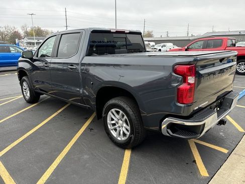 Used 2022 Chevrolet Silverado 1500 LT w/ Z71 Off-Road Package image 9