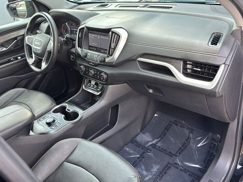 Used 2020 GMC Terrain SLT w/ Elevation Edition AWD/4WD image 11