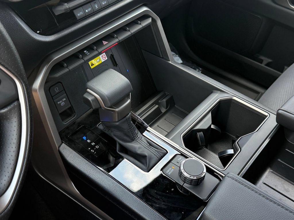 New 2026 Toyota Tundra SR5 w/ SR5 Convenience Package RWD image 17