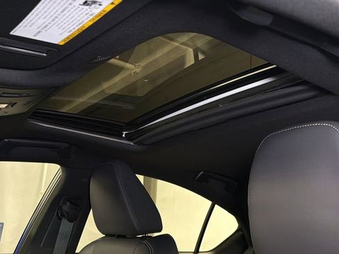 Certified 2024 Lexus IS 350 F Sport w/ Memory Package image 6