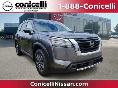 New 2025 Nissan Pathfinder SL w/ Cargo Package