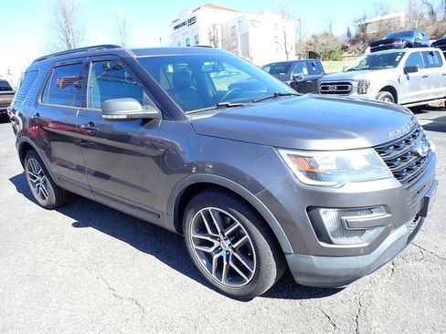 Used 2016 Ford Explorer Sport w/ Equipment Group 401A image 7