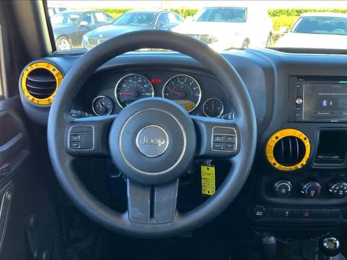 Used 2016 Jeep Wrangler Unlimited Sport image 5